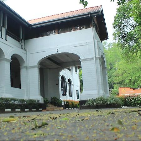 Ratnapura Rest House 호텔 외부 사진