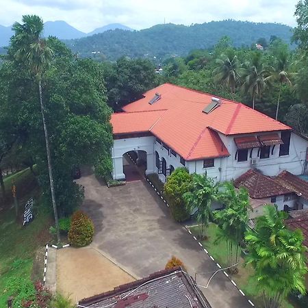 Ratnapura Rest House 호텔 외부 사진