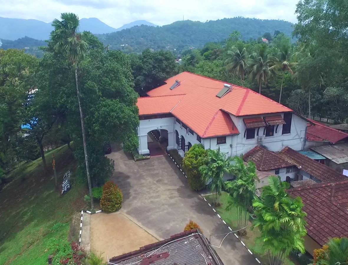 Ratnapura Rest House 호텔 외부 사진